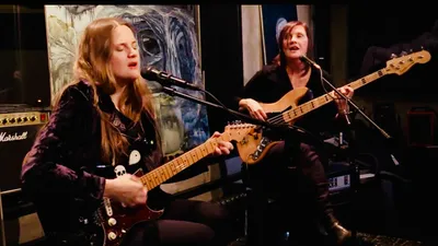 15.11. 2024 19.00 Koncert Rozkoš Vladivojna La Chia a Eva Turnová